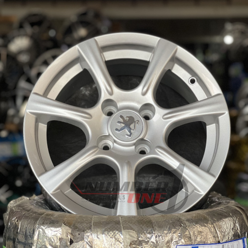 رینگ-فابریک-7پر-سایز-15-نقره-ای-نیریز-تصویر-1