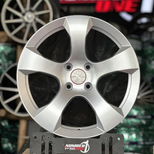 رینگ-ساوارا-سایز-17-نقره-ای-تصویر-اصلی