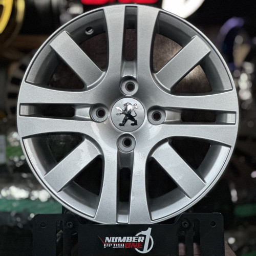 رینگ صلیبی سایز14 نقره ای نیریز