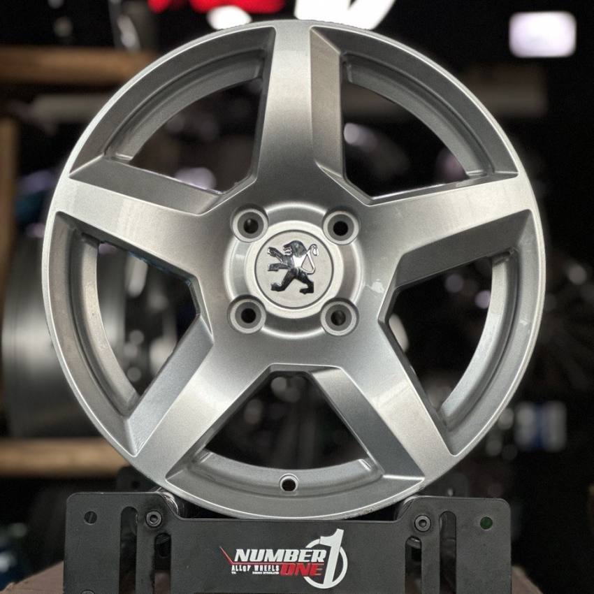 رینگ-فابریک-شمشیری-نقره-ای-سایز-15-خارجی-تصویر-اصلی