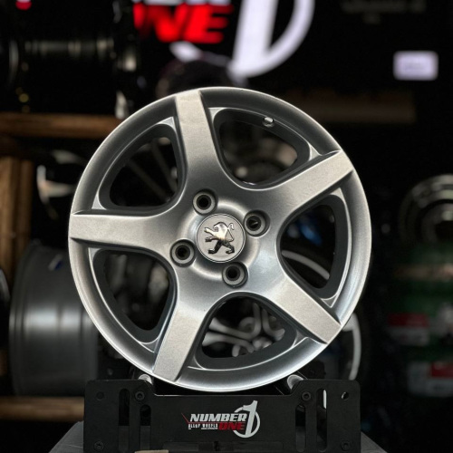 رینگ-فابریک5پر-سایز15-نقره-ای-نیریز-تصویر-اصلی